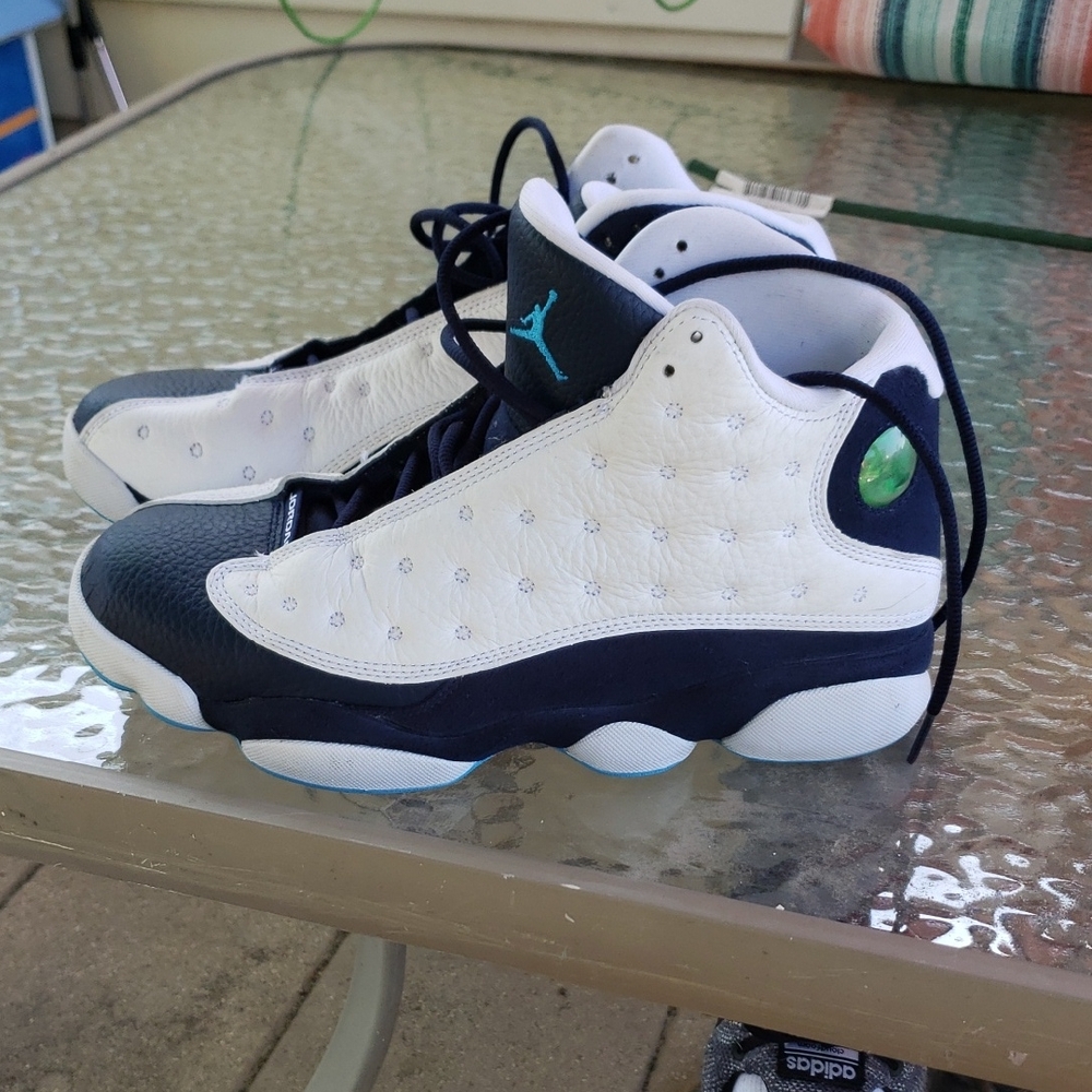 Jordan White and Blue Sneakers Classic Design - Picture 1 of 3